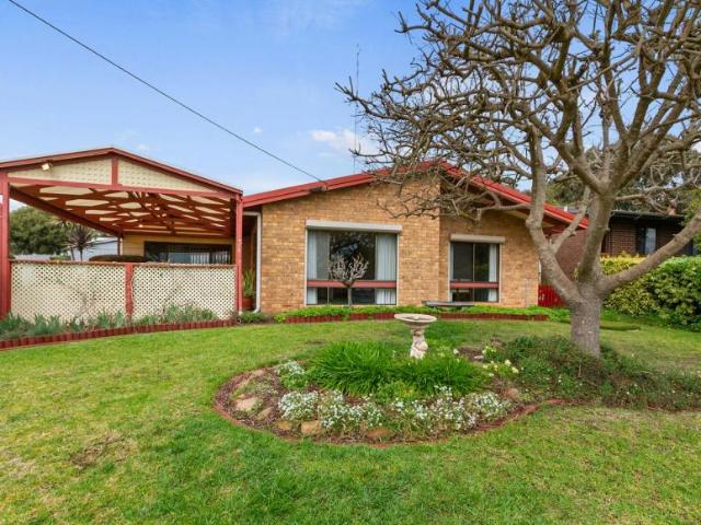 For Rent 3 Bedroom House Clare SA DS105932688