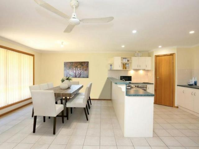 For Rent 3 Bedroom House Clare SA DS105932377