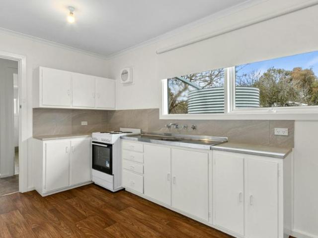 For Rent 3 Bedroom House Clare SA DS105933104
