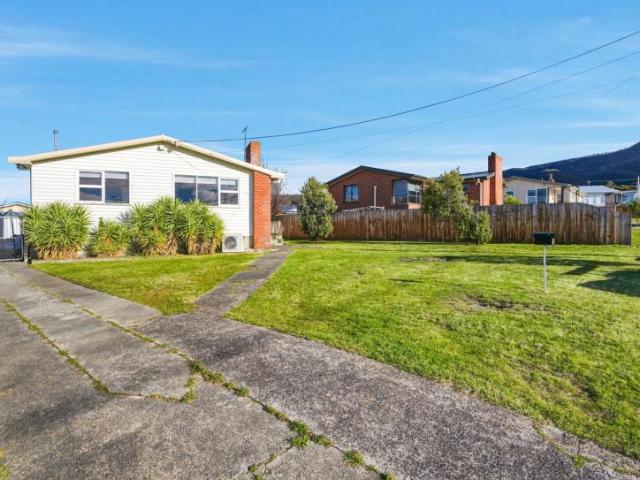 For Rent 3 Bedroom House CLAREMONT TAS DS105944822