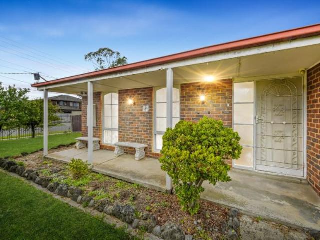 For Rent 3 Bedroom House Clarinda, VIC DS102759275