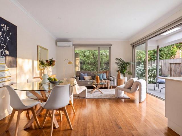 For Rent 3 Bedroom House Clayton South VIC DS105824802