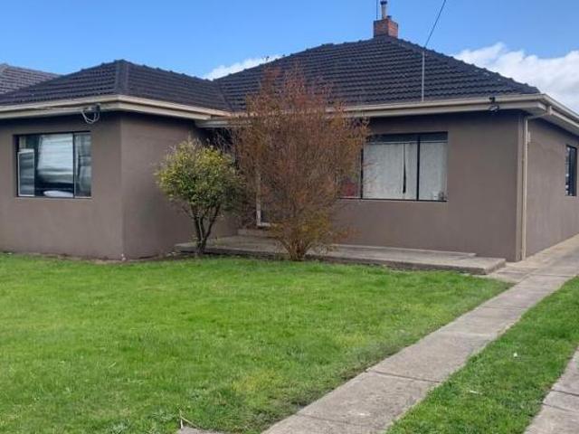 For Rent 3 Bedroom House Clayton South, DS105362237