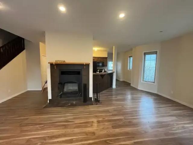 For Rent 3 Bedroom House Crowsnest Pass AB DLS105234958