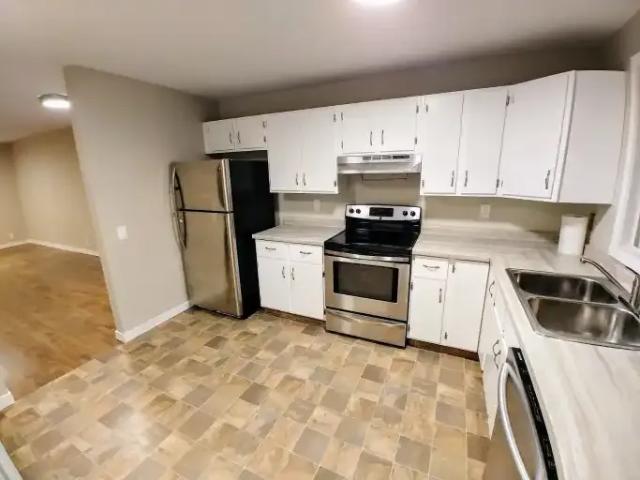 For Rent 3 Bedroom House Airdrie AB DS104182735