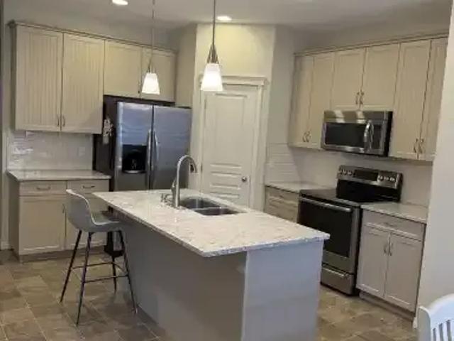 For Rent 3 Bedroom House Airdrie AB DS104991516