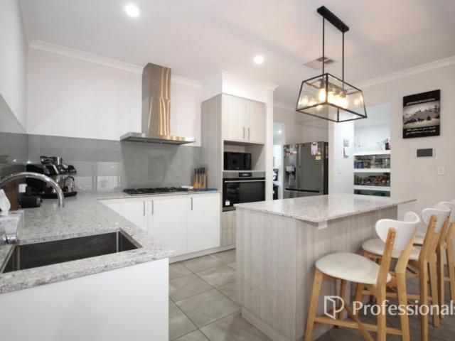 For Rent 3 Bedroom House Australind WA DS105971039