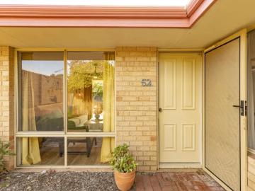 For Rent 3 Bedroom House Bentley WA DS102393848