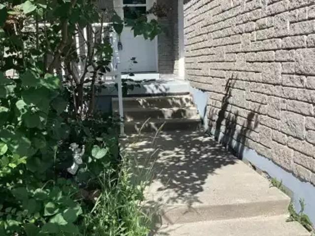 For Rent 3 Bedroom House Bradford West Gwillimbury ON DS104036365