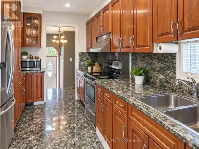 For Rent 3 Bedroom House Bradford West Gwillimbury ON DS105394994