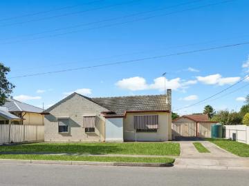 For Rent 3 Bedroom House Brighton SA DLS102393862
