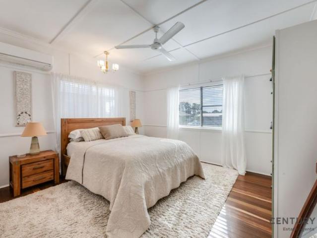For Rent 3 Bedroom House Bundaberg West, DS104368548