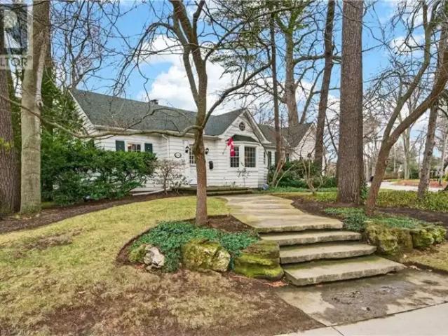 For Rent 3 Bedroom House Burlington ON DS104753993