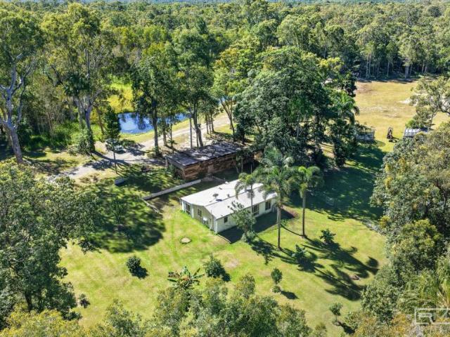 For Rent 3 Bedroom House Byfield QLD DS103067706