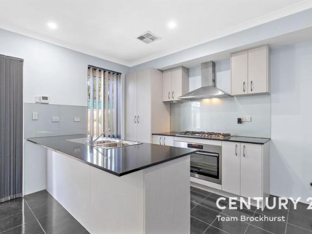 For Rent 3 Bedroom House Gosnells, WA DS103326746