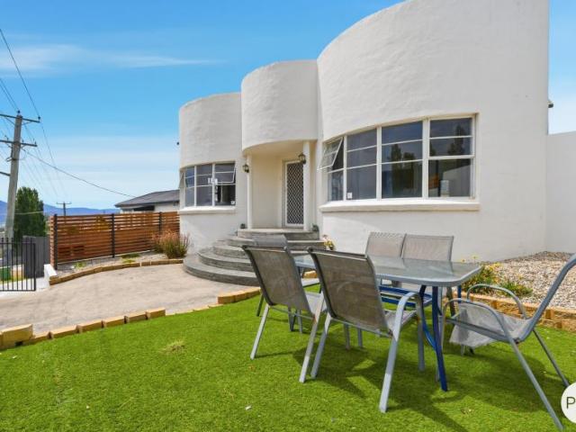 For Rent 3 Bedroom House GLENORCHY TAS DS105945819