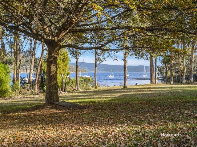 For Rent 3 Bedroom House Deep Bay TAS DS106016402