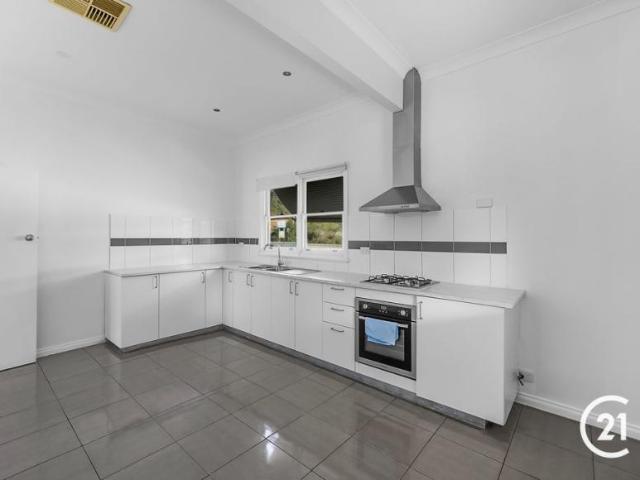 For Rent 3 Bedroom House Echuca, VIC DS102631803