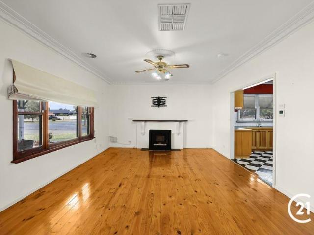 For Rent 3 Bedroom House Echuca, VIC DS105584747