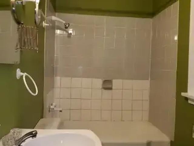 For Rent 3 Bedroom House Edmonton AB DLS104180342