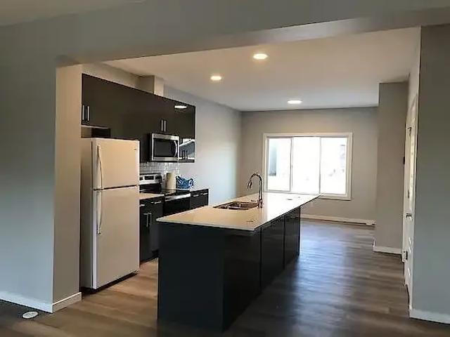 For Rent 3 Bedroom House Edmonton AB DS102085788