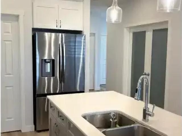 For Rent 3 Bedroom House Edmonton AB DS102113833