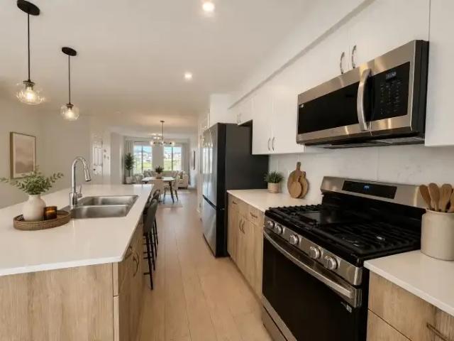 For Rent 3 Bedroom House Edmonton AB DS103611638