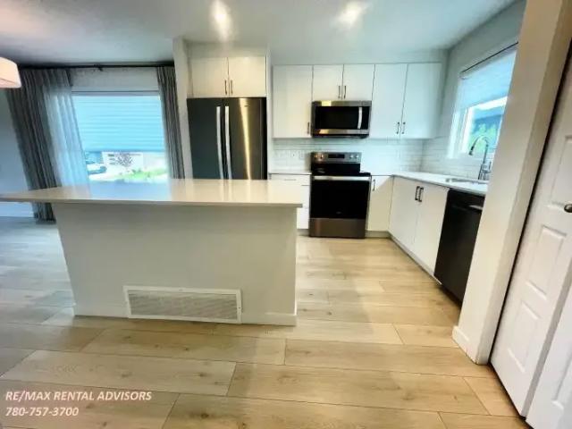 For Rent 3 Bedroom House Edmonton AB DS104401681