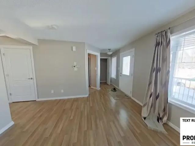 For Rent 3 Bedroom House Edmonton AB DS104597725