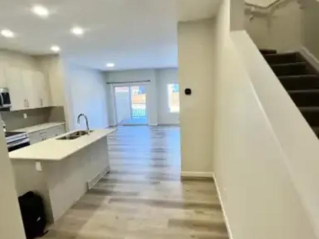 For Rent 3 Bedroom House Edmonton AB DS104940887