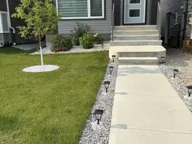 For Rent 3 Bedroom House Edmonton AB DS104972817