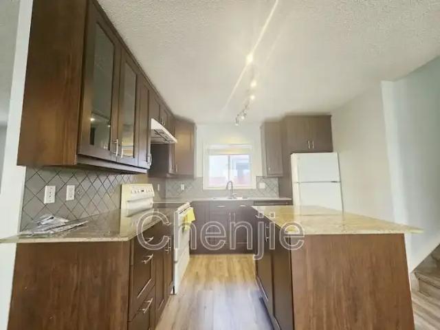 For Rent 3 Bedroom House Edmonton AB DS104986129