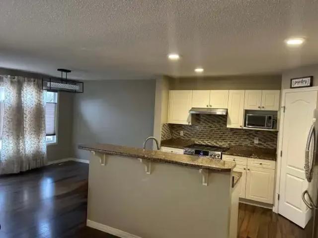 For Rent 3 Bedroom House Edmonton AB DS105543396