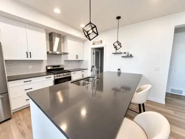 For Rent 3 Bedroom House Edmonton AB DS105793234