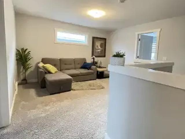 For Rent 3 Bedroom House Edmonton AB DS105135576