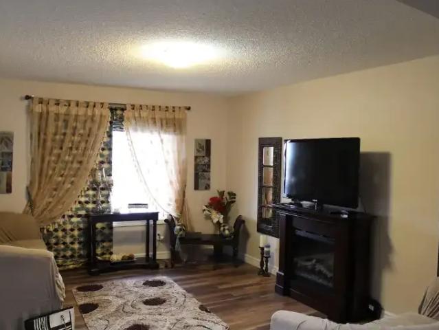 For Rent 3 Bedroom House Edmonton AB DS105150920