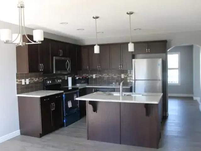 For Rent 3 Bedroom House Edmonton AB DS105151111