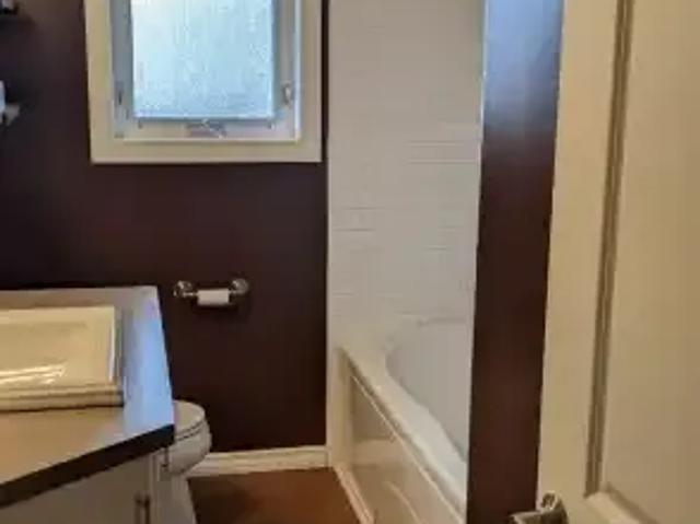 For Rent 3 Bedroom House Edmonton AB DS105359765