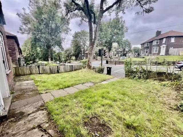 Unique 3 bedroom house for rent in Winchester Way, Bolton, BL2