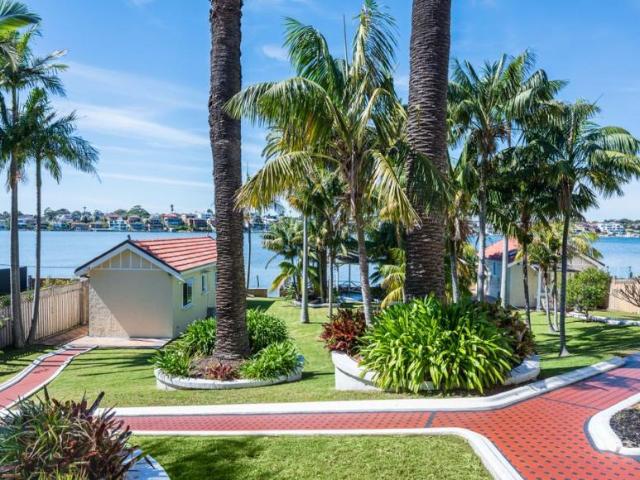 For Rent 3 Bedroom House Kogarah Bay, DS105763668