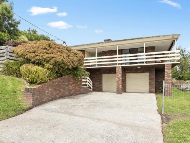 For Rent 3 Bedroom House KORUMBURRA VIC DS104949235