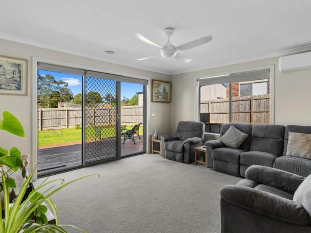 For Rent 3 Bedroom House Korumburra VIC DS105936673