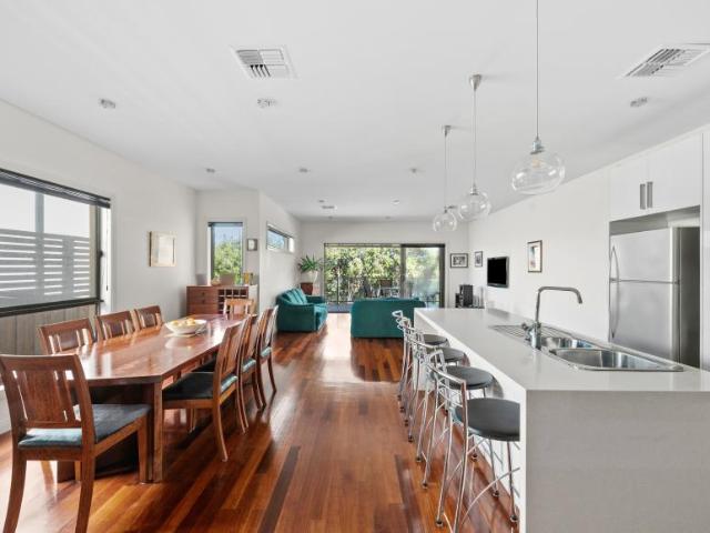 For Rent 3 Bedroom House Keilor East VIC DS105865068