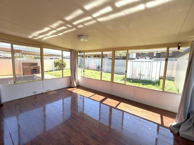 For Rent 3 Bedroom House Kelso NSW DS105932416