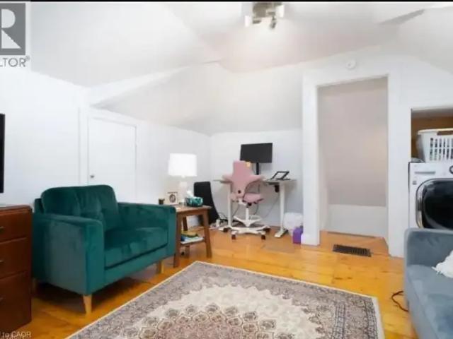 For Rent 3 Bedroom House Kitchener ON DS104941092