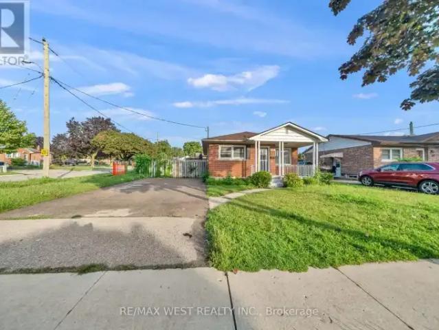 For Rent 3 Bedroom House Kitchener ON DS105281944