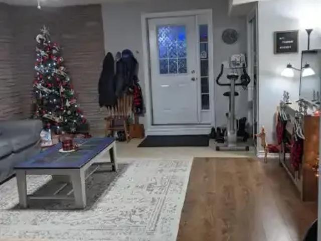 For Rent 3 Bedroom House Kitchener ON DS103487518