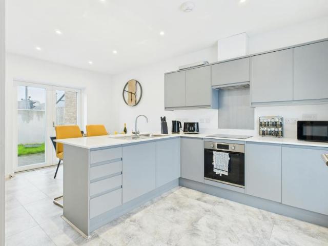 For Rent 3 Bedroom House Hayle Hayle DS95847349