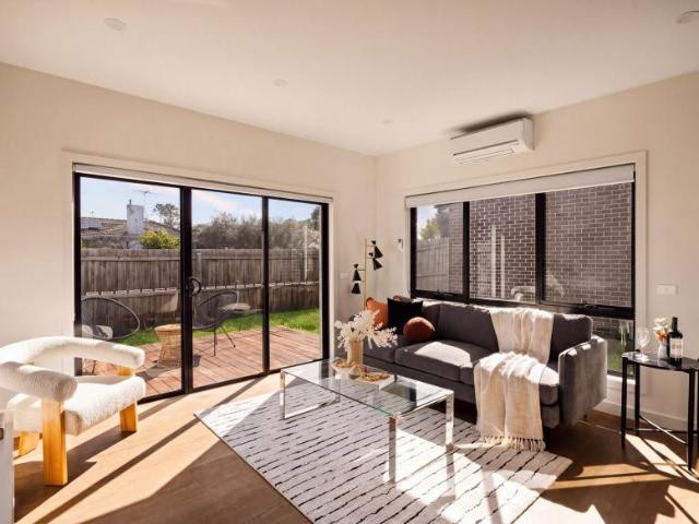 For Rent 3 Bedroom House Heidelberg West VIC DS105819627