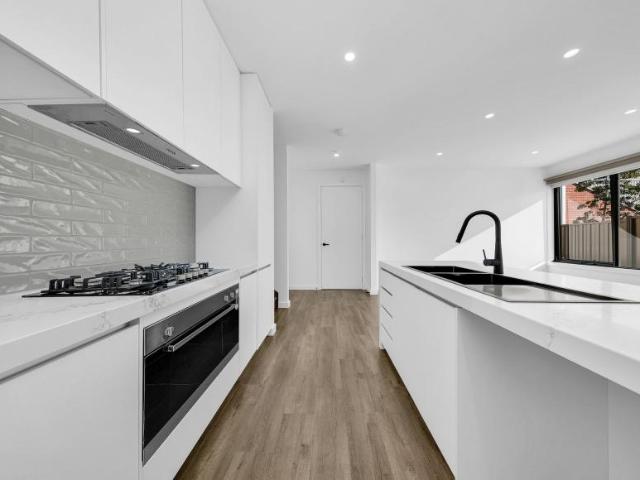 For Rent 3 Bedroom House Heidelberg West VIC DS105820008